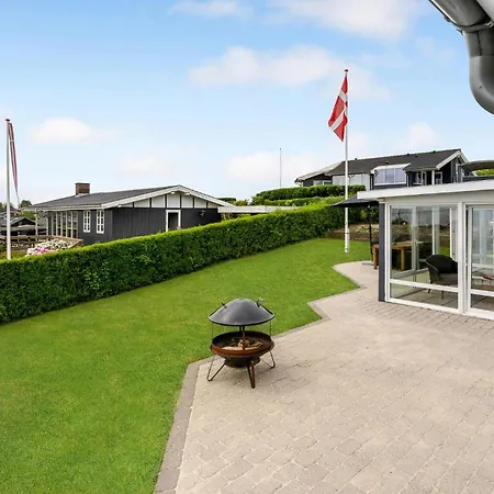 2 Bedroom Lovely In Dom wakacyjny Hejls