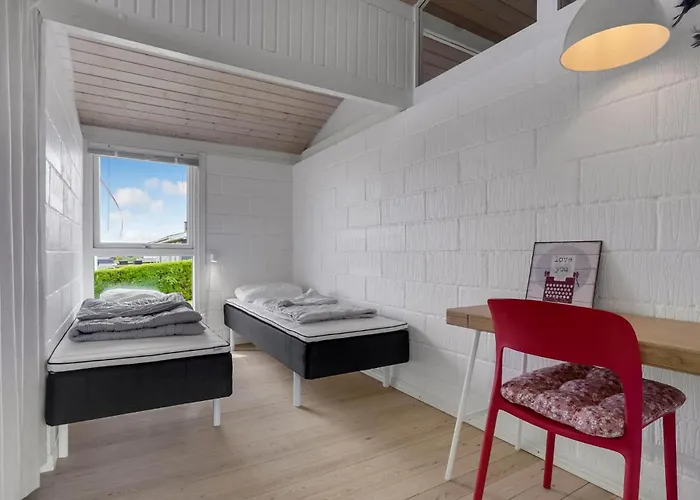 Сasa de vacaciones 2 Bedroom Lovely In